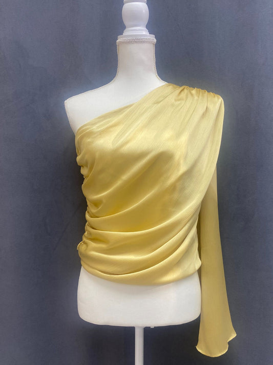 A symmetrical satin blouse - Gold